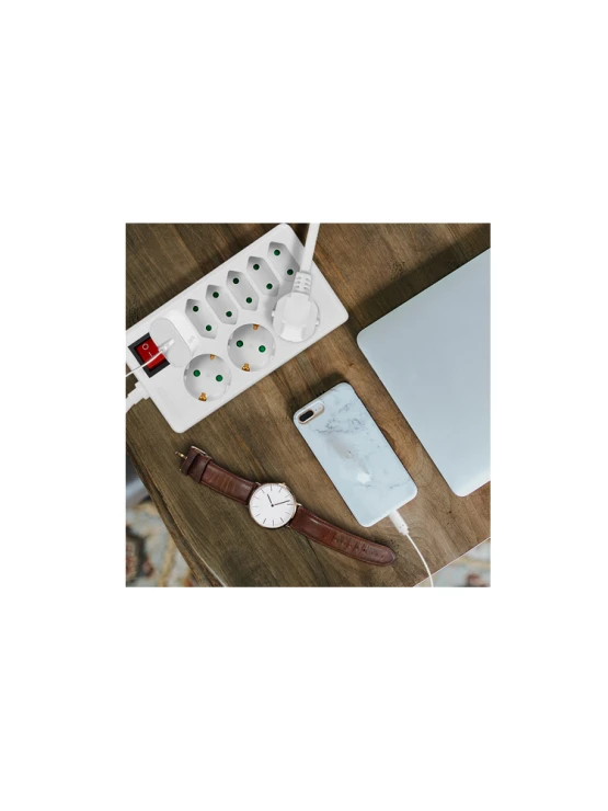 დენის ადაპტორი: Logilink LPS210 Socket outlet 7-way + switch 5 m white